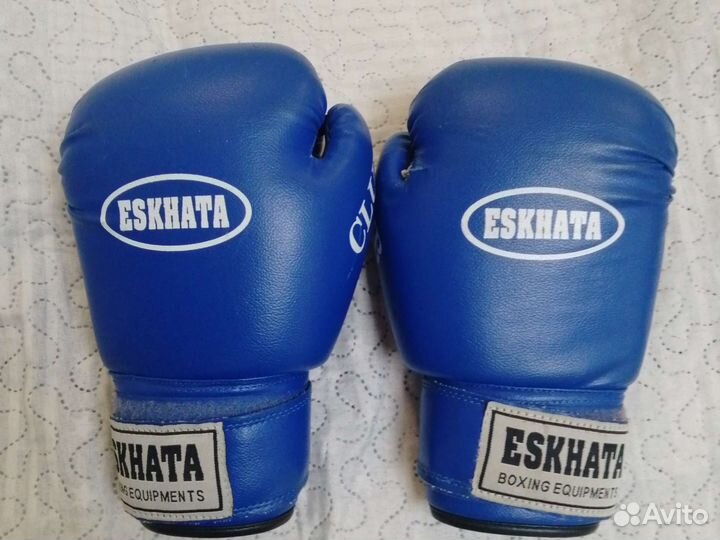 Боксерские перчатки