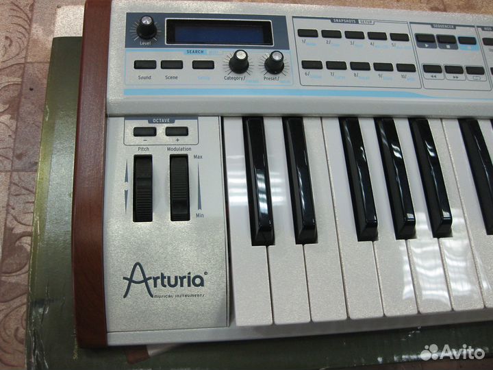 Midi клавиатура arturia