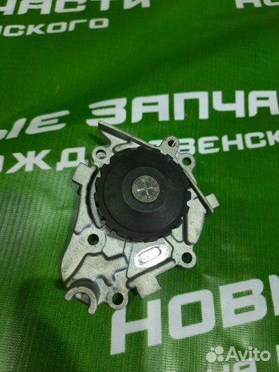 Водяной насос охлаждения Nissan March хэтчбек 1990