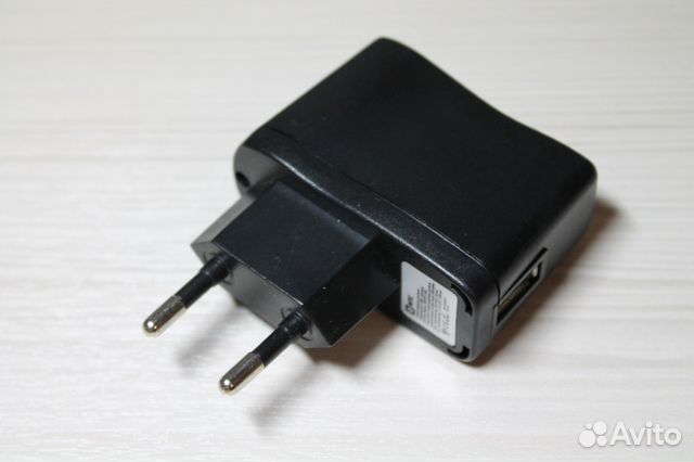 Зарядн�ое устройство USB MTC