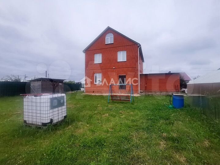 Дом 167 м² на участке 12 сот.