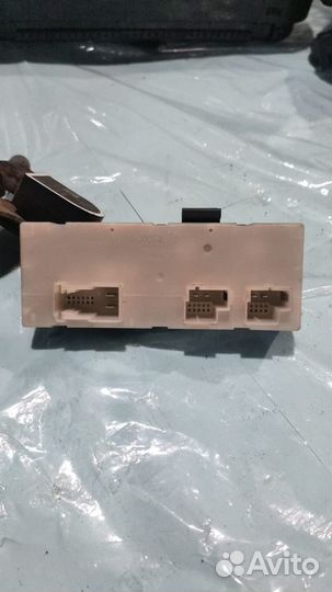 Блок управления крышкой багажника BMW G30 бмв