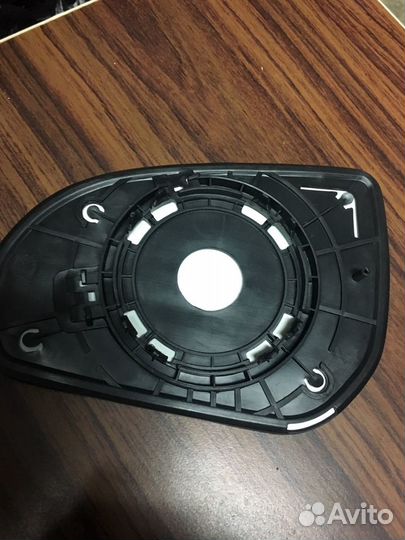 Зеркало на Кия Рио 2 и 3 покаление