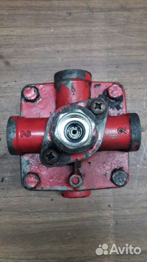 Клапан ускорительный Mercedes Benz Actros MP1