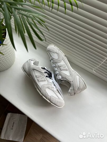 New Balance 530 x miu miu