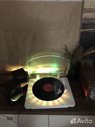 Проигрыватель виниловых пластинок в аренду
