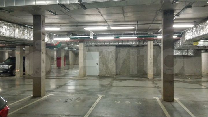 Машиноместо, 15 м²