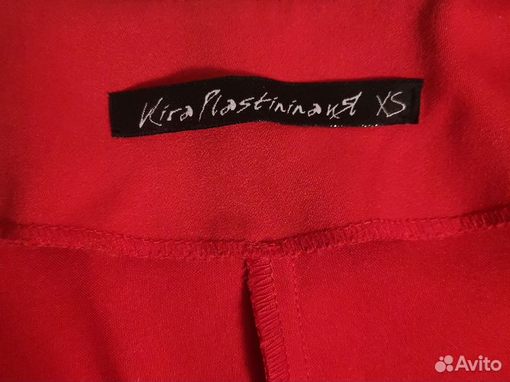 Комбинезон вечерний на запах с брюками и поясом