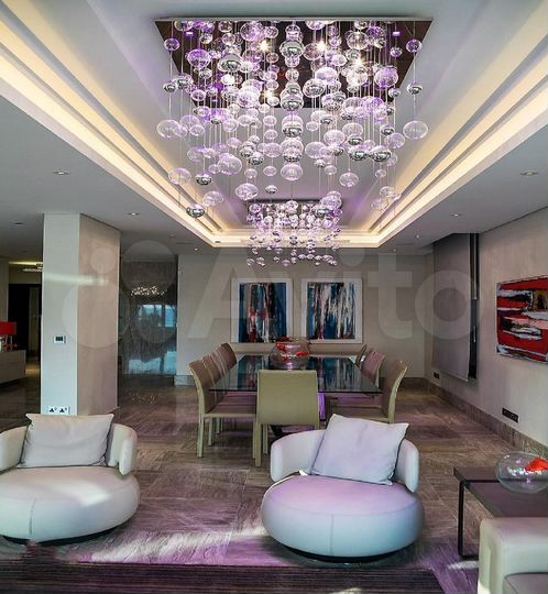 Дом 250 м² на участке 5 сот.