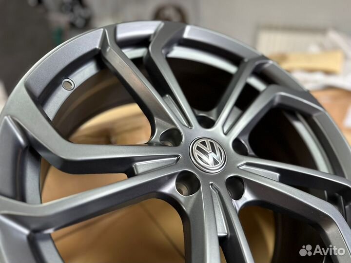 Диски литые R18 Volkswagen Teramont новые