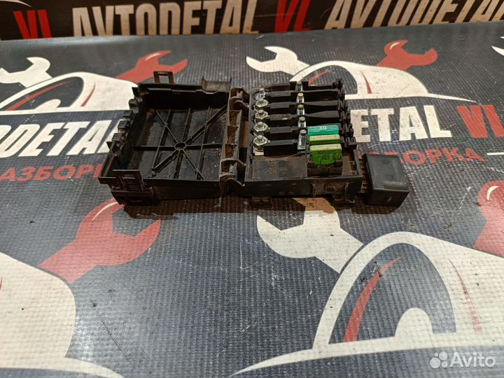 Блок предохранителей Skoda Octavia Tour