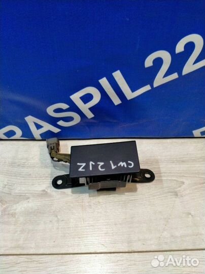 Резистор топливного насоса Toyota Crown JZS155