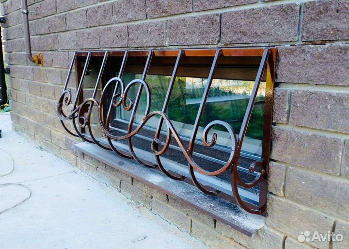 Решетки металлические,на окна,балконы