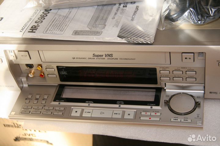 Видеомагнитофон JVC HR-S9600EU HI-FI Stereo S-VHS