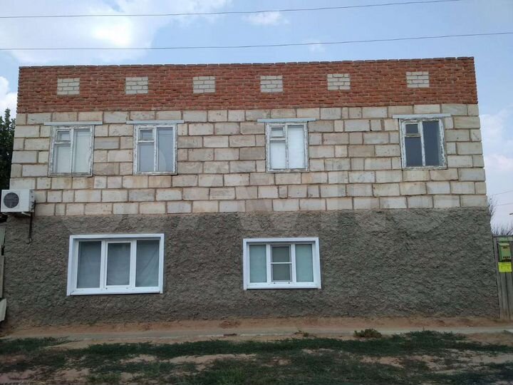 Дом 168 м² на участке 6,9 сот.