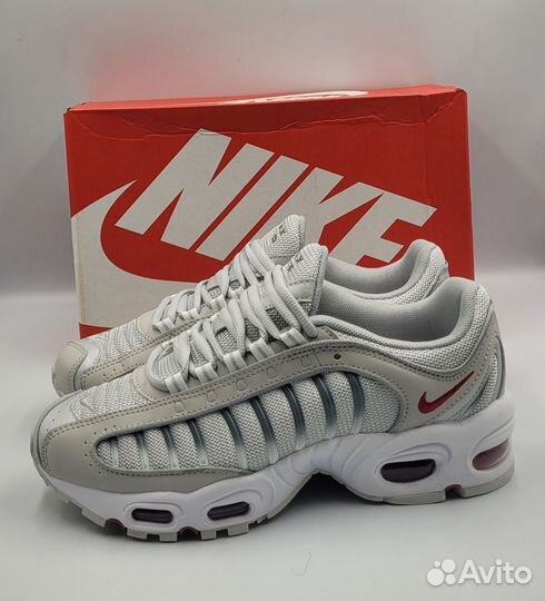 Кроссовки Nike Air Max Tailwind 4