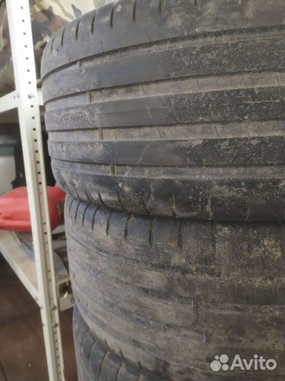 Nokian Tyres Hakka Black 2 235/45 R17