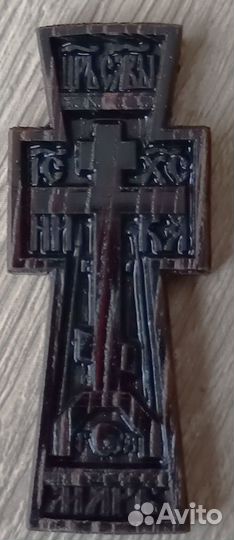 125 Крест нательный. 45 на 18 мм груша падук венге