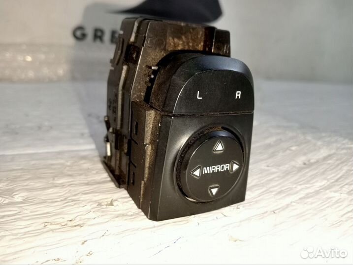 Блок управления зеркалами Rio, X-line / 93530H0100