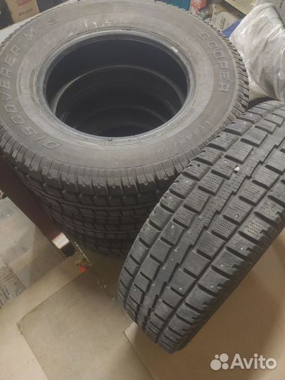 Cooper Discoverer M+S 245/75 R17 121R