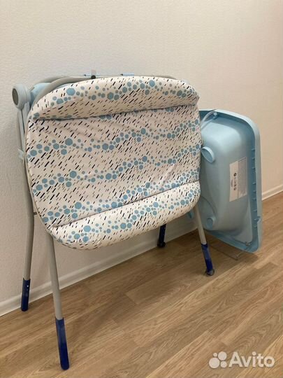 Пеленальный столик с ванночкой chicco