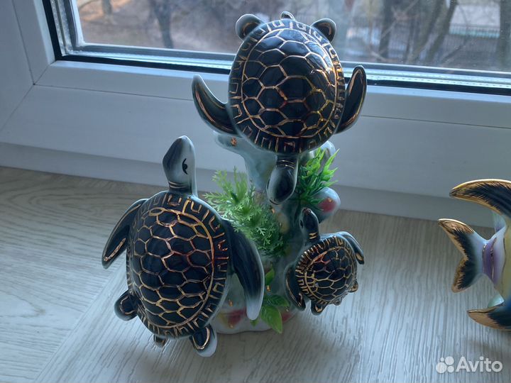 Статуэтка фарфор