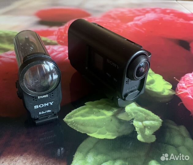 Экшен Видеокамера Sony Exmor R 11.9