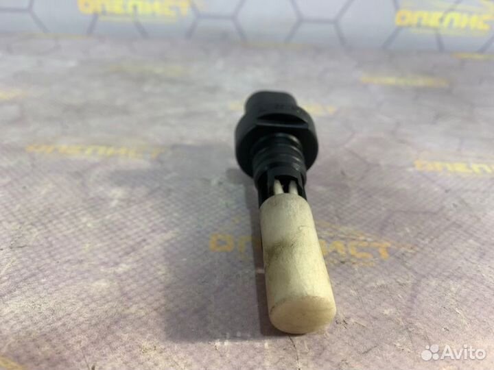 Датчик уровня стеклоомывателя Opel Vectra B