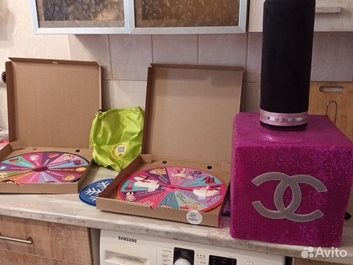 Барби лак, карусель и снежинки