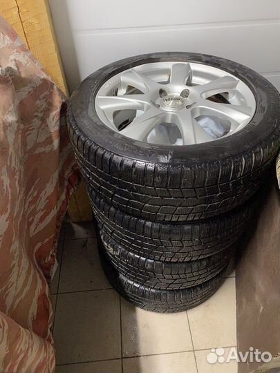 Колеса в сборе r17 зимние