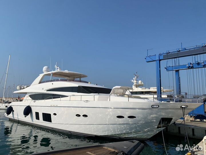 Моторная яхта Princess 98MY