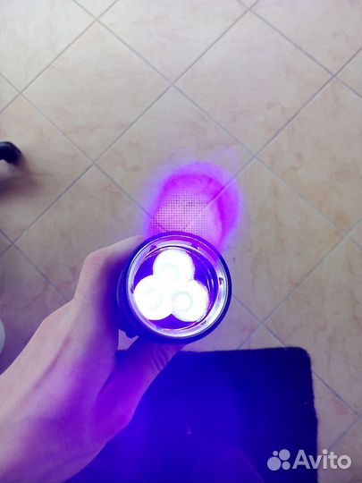 Подводный ультрафиолетовый фонарь