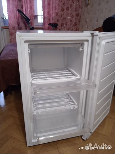 Морозильная камера dexp F201AMA