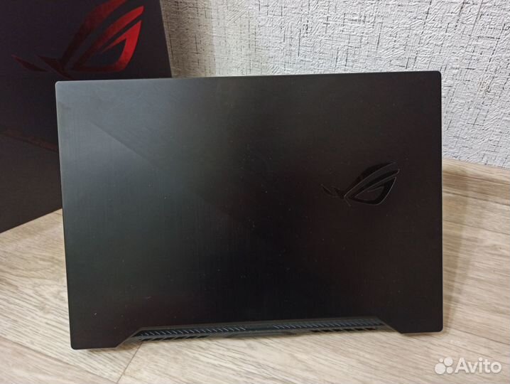 Топ ROG Zephirus Ryzen7 4800\16\512\RTX 6GB\144Hz