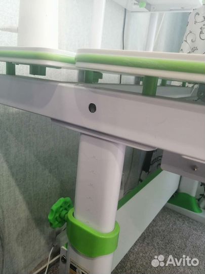 Детский стол и стул для школьника