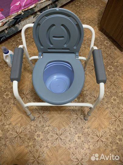 Санитарный стул туалет