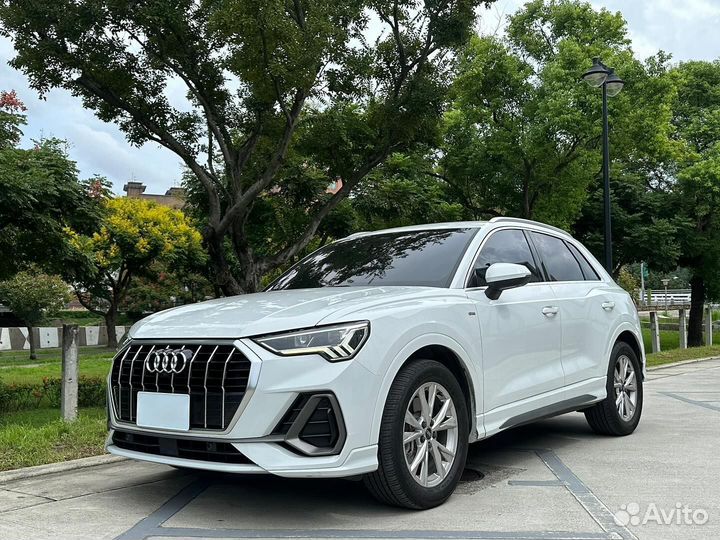 Audi Q3 2.0 AMT, 2021, 65 000 км