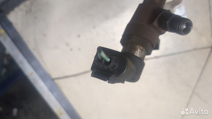 Форсунка топливная Ford Focus 2