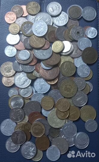 Набор иностранных монет без повторов. 140 штук