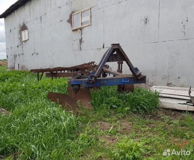 Трактор КТЗ T-70C, 2000