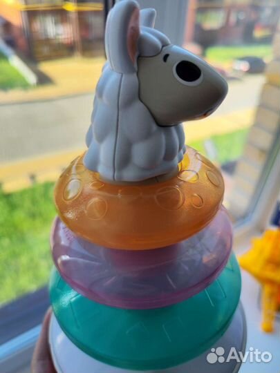 Пирамидка Лама Fisher price