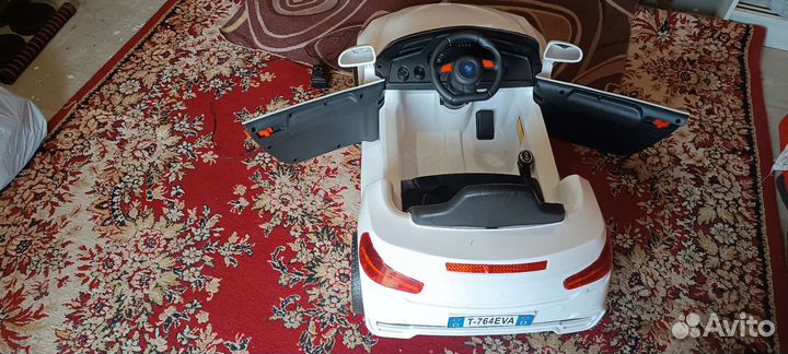 Детский электромобиль bmw