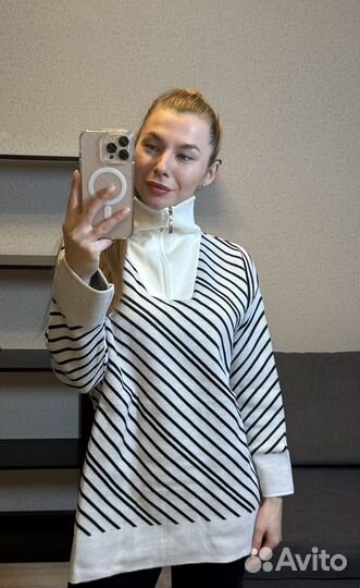 Свитер женский