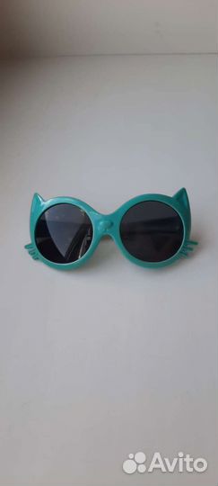 Солнечные очки на девочку