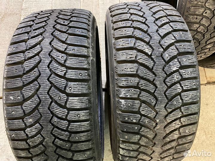Bridgestone Blizzak Spike-01 235/40 R18 91T
