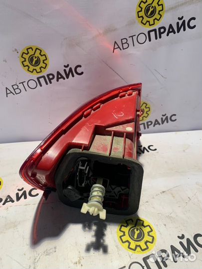 Фонарь заднего хода Volkswagen Jetta 6 CTH 1.4 TSI