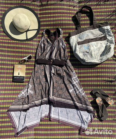 Комбинезон, пляжное платье и сумки, шлепанцы