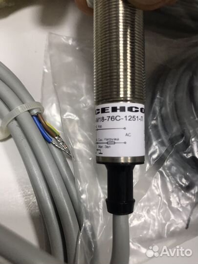 Датчик вби-М18-76С-1251-Л