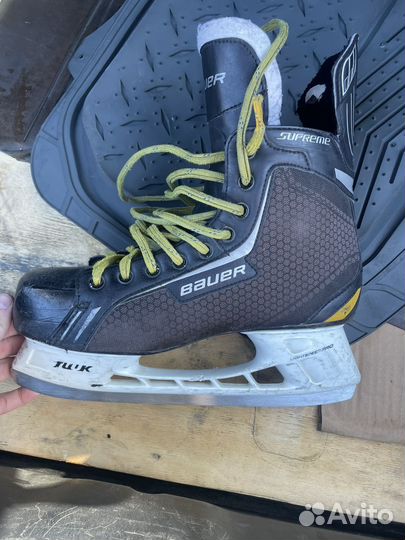 Коньки хоккейные