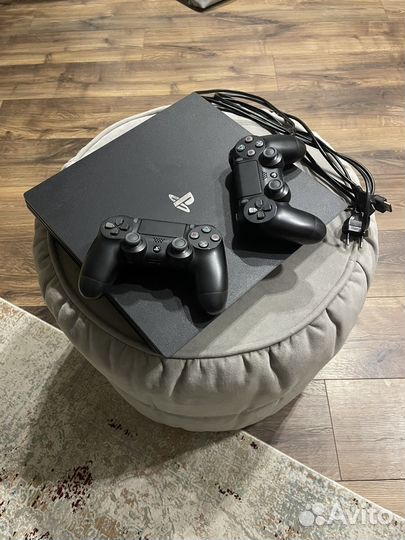 Sony playstation 4 pro 1tb